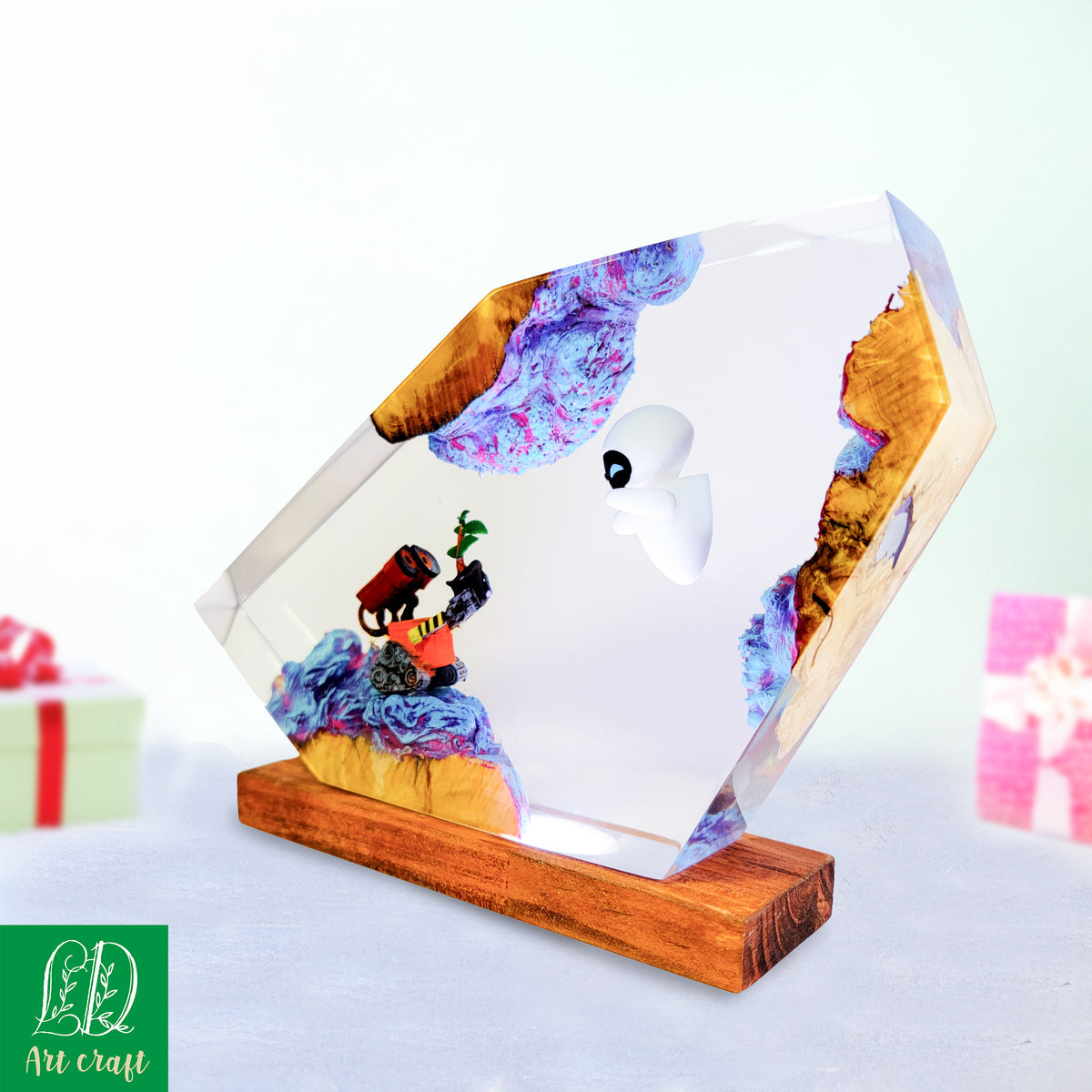 WALL-E & EVE Resin Lamp - Handmade Robot Plant Night Light
