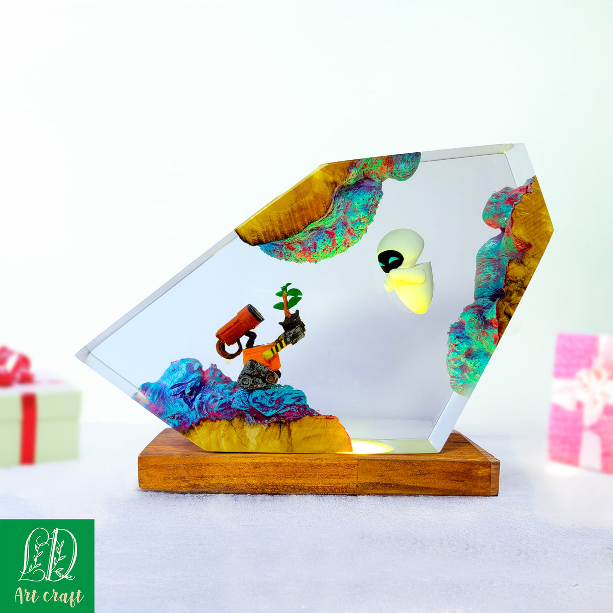 WALL-E & EVE Resin Lamp - Handmade Robot Plant Night Light
